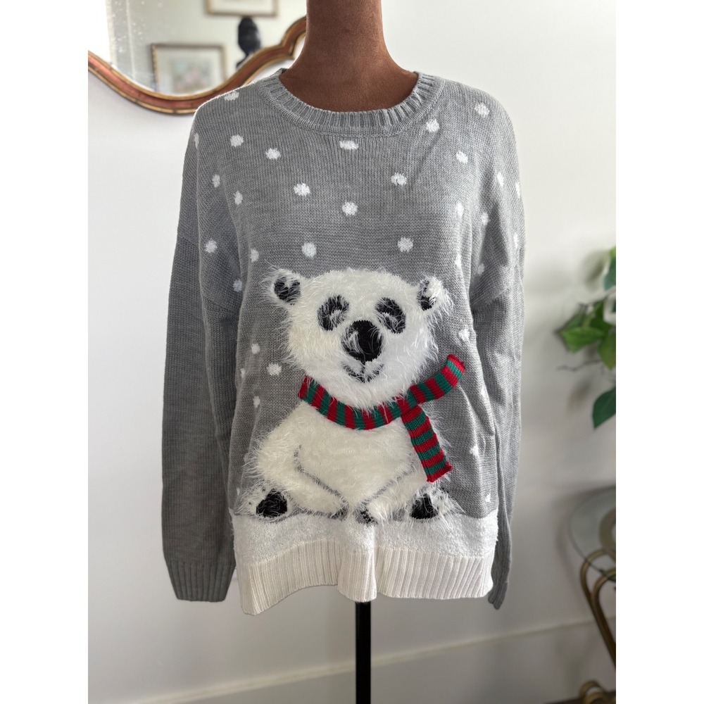 Holiday Time Womens‎ Gray Polar Bear Christmas Sweater M Festive Holiday Outfit
